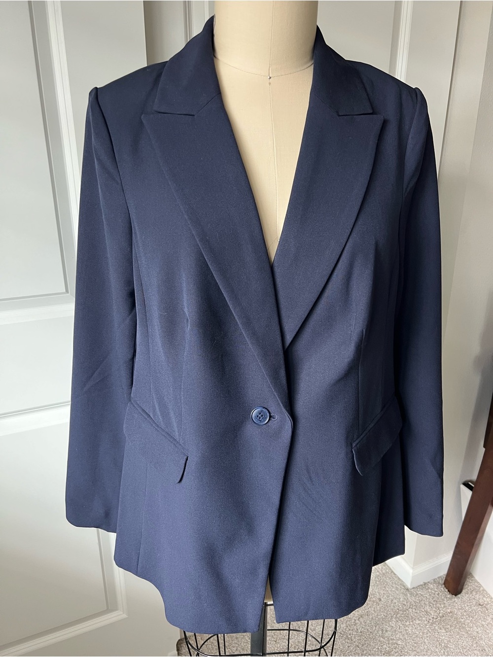 Navy Single-Button Women's Blazer
